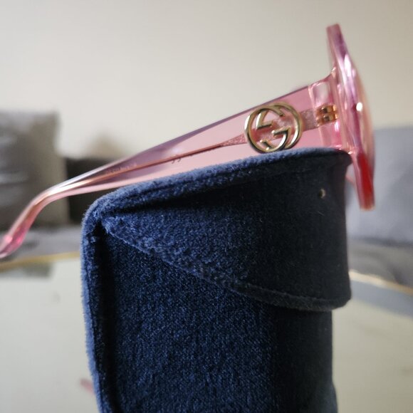 Gucci pink clear sun glasses - Picture 3 of 4